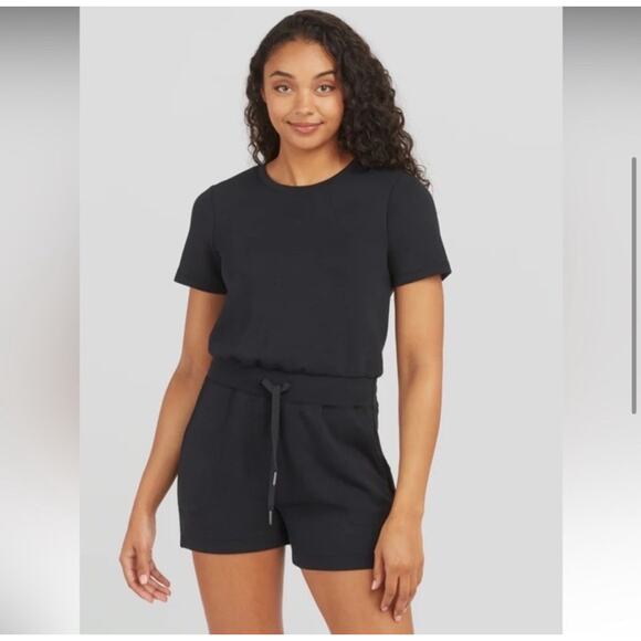 SPANX AirEssentials Short Sleeve Romper Pockets Soft Airluxe Black Size XS